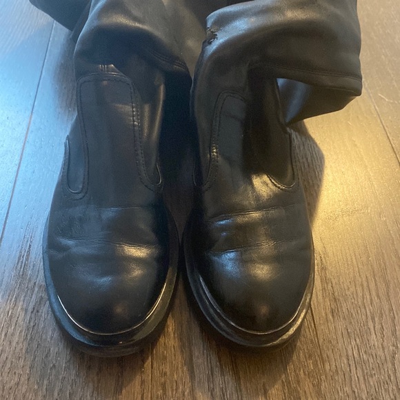 Zara over the knees black faux leather boots - Picture 7 of 8